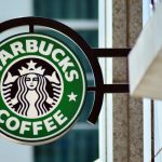 La experiencia Starbucks post pandemia: ¿dónde se sentarán los clientes?
