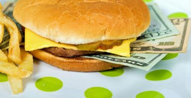 Los trucos de la comida rápida para que gastes más